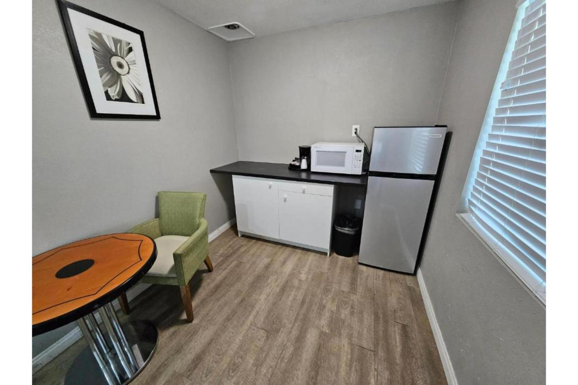 Hotel Ridgecrest An Extended Stay Studio Luaran gambar