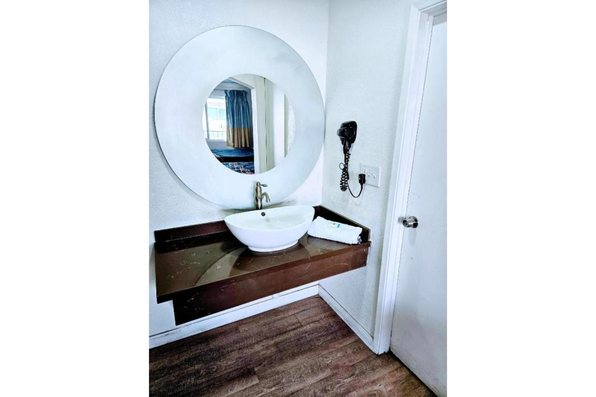 Hotel Ridgecrest An Extended Stay Studio Luaran gambar